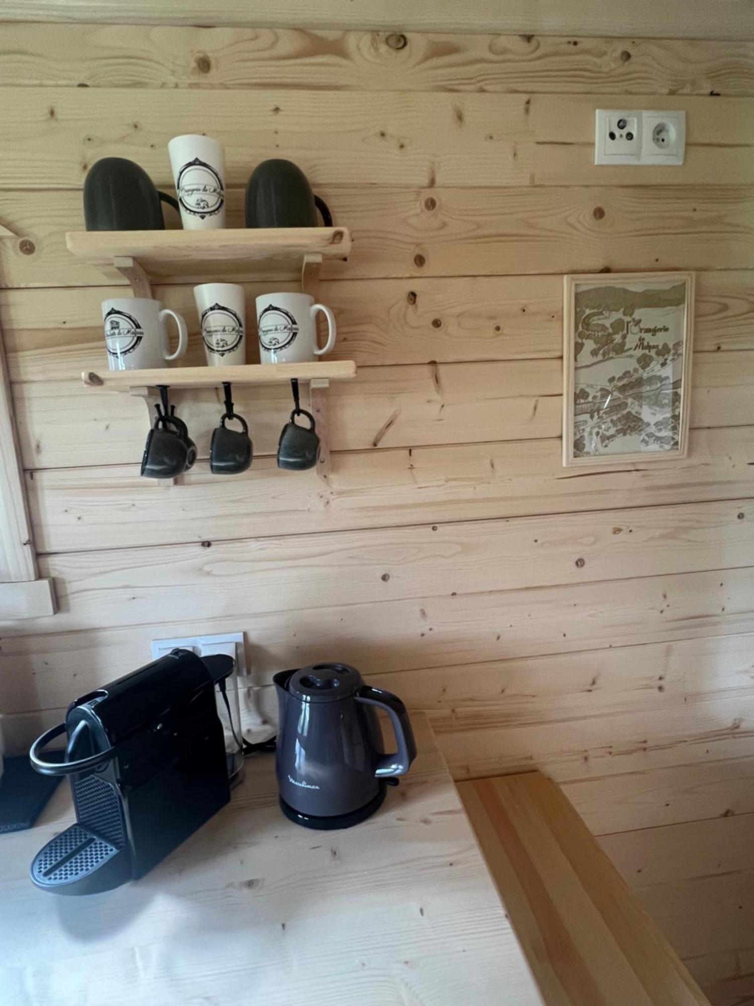 La Roulotte Deluxe De Malpas Bed & Breakfast Quingey ภายนอก รูปภาพ
