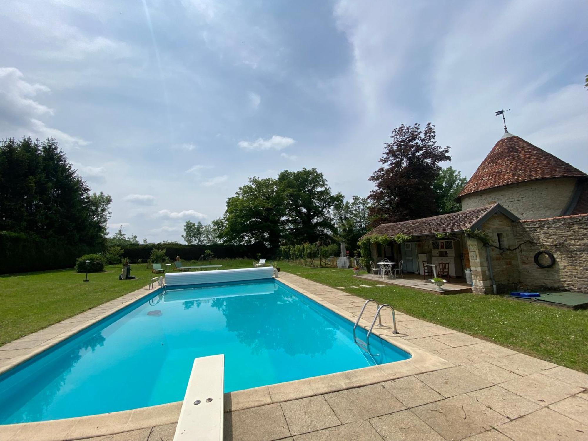La Roulotte Deluxe De Malpas Bed & Breakfast Quingey ภายนอก รูปภาพ