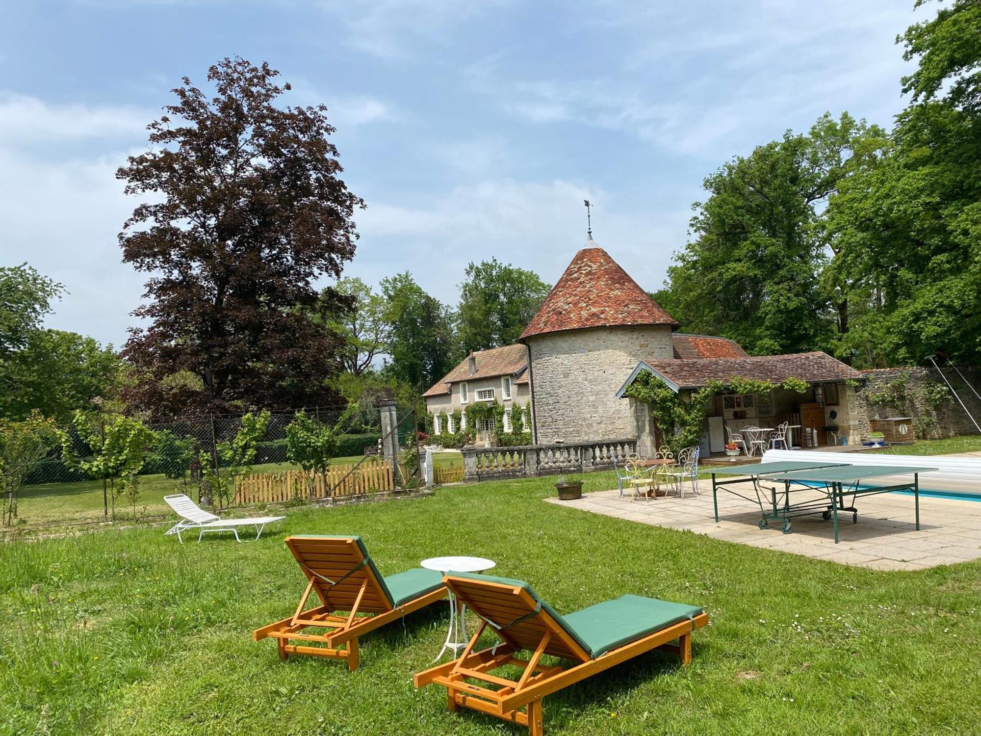 La Roulotte Deluxe De Malpas Bed & Breakfast Quingey ภายนอก รูปภาพ